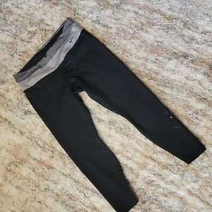 Nike Cropped Leggings